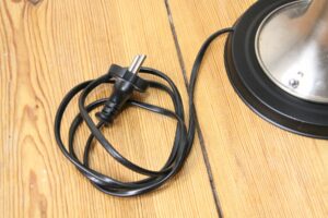 Trumpet lamp floor lamp silver black 100% sustainable unique